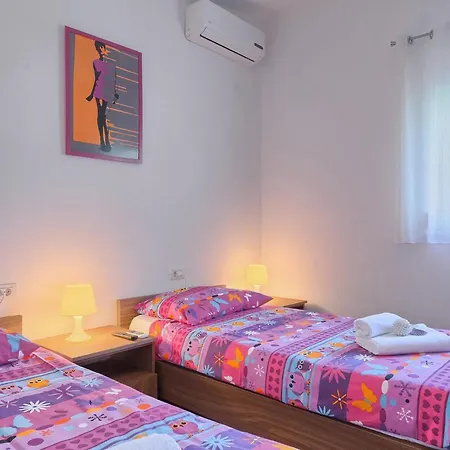 Vale Holiday home