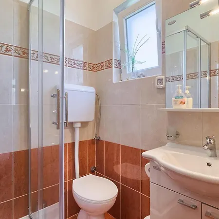 Holiday home Vale