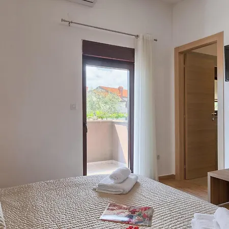 Vale Holiday home *